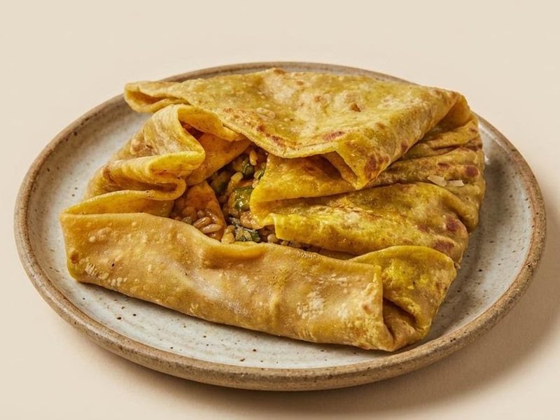 Ali's Roti Restaurant food