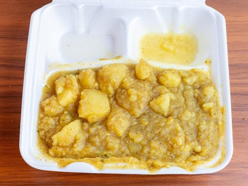 Ali's Roti Restaurant food